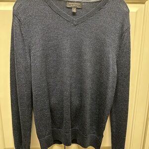 Banana Republic Men's Deep Blue V-Neck Sweater